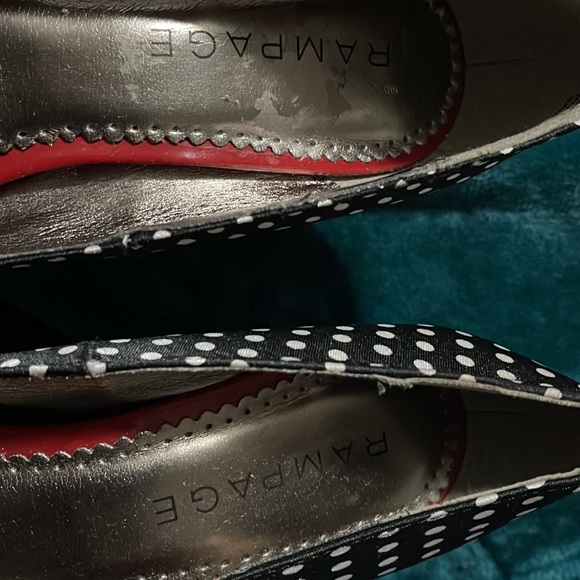 Gorgeous black and white stilettos - Picture 2 of 7